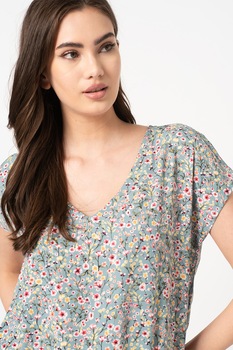 JdY, Tricou cu decolteu in V si imprimeu Urban, Albastru aquamarin/roz/alb JdY, Tricou cu decolteu in V si imprimeu Urban, Albastru aquamarin/roz/alb