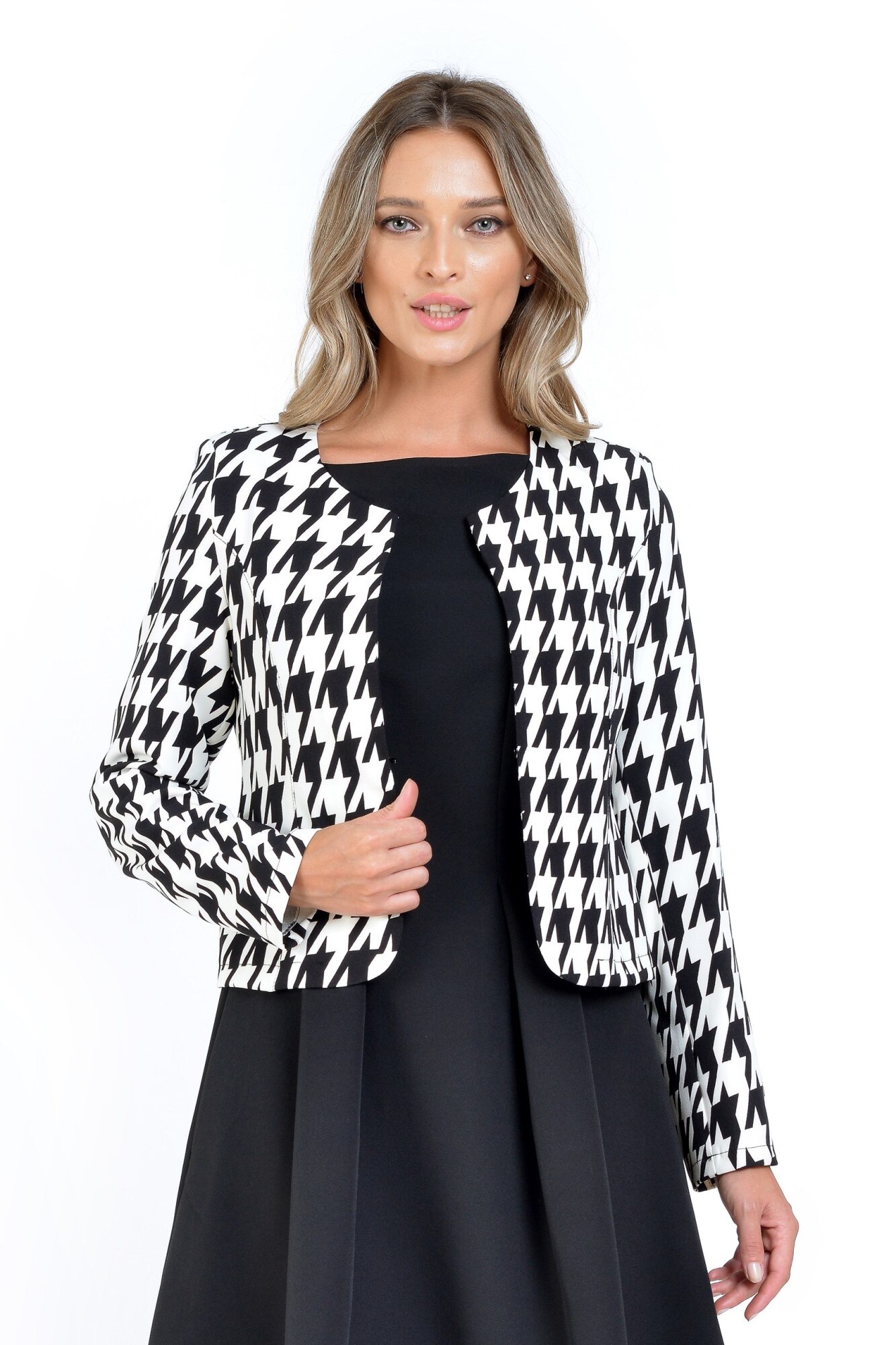 Sacou office, Dress To Impress