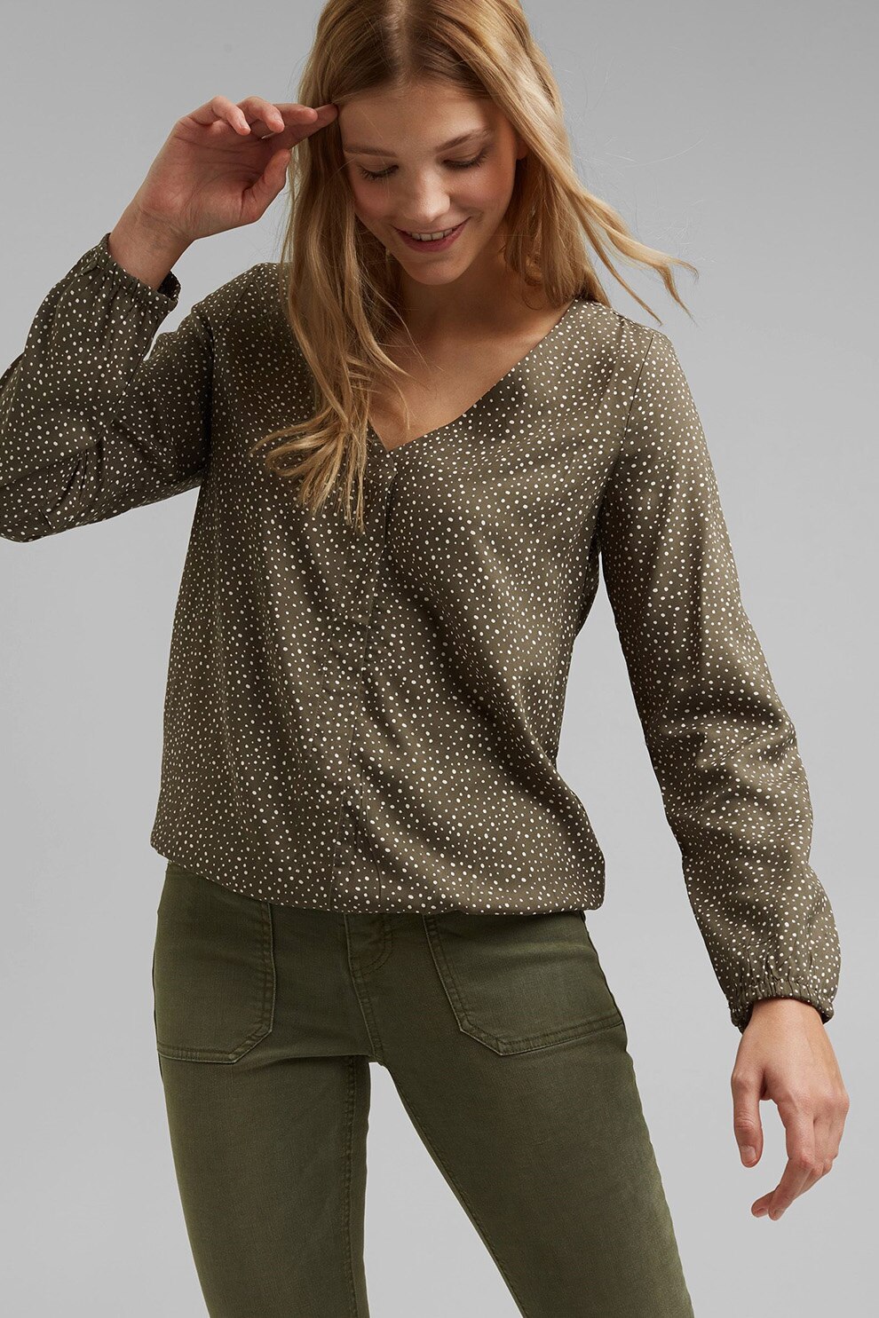 EDC by Esprit, Bluza cu decolteu in V si buline, Verde militar/ Alb, S