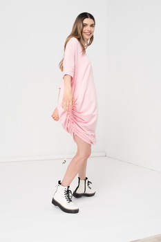 Amazing, Rochie supradimensionata cu maneci cazute Keni, Roz pal, One Size Amazing, Rochie supradimensionata cu maneci cazute Keni, Roz pal, One Size