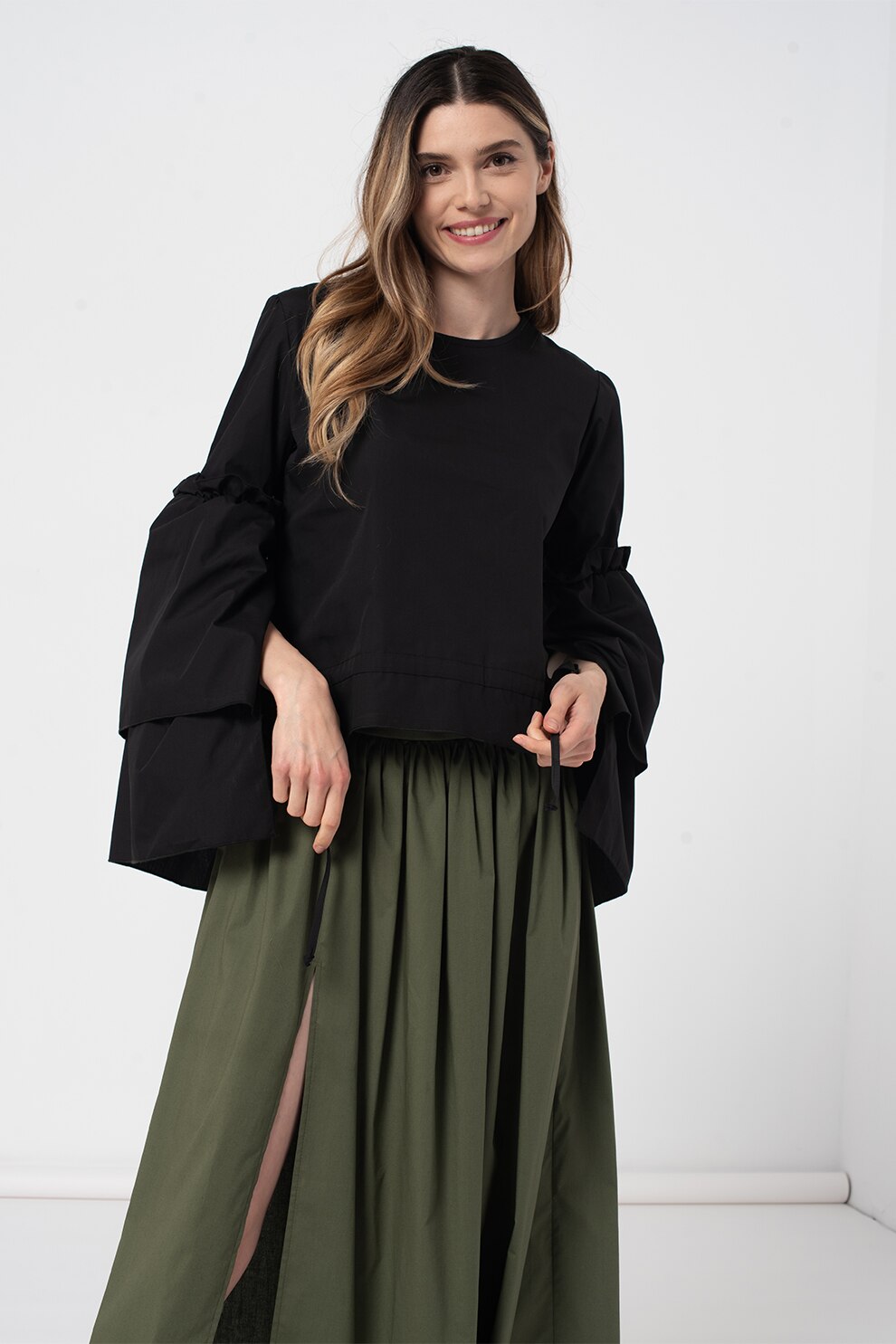 Amazing, Bluza cu maneci clopot, Negru