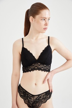 DeFacto, Sutien de dantela cu cupe triunghiulare, Negru DeFacto, Sutien de dantela cu cupe triunghiulare, Negru