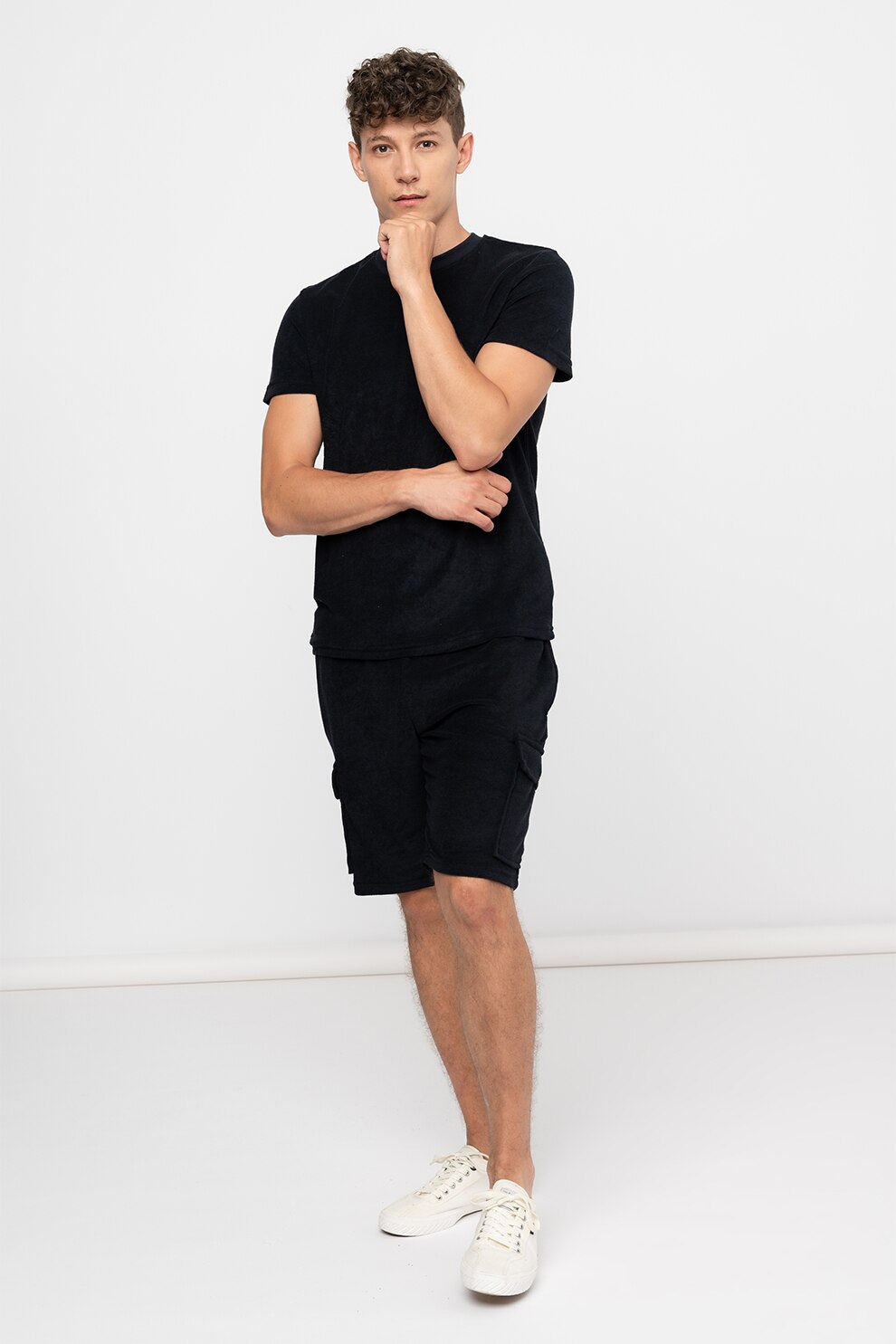 BRAVE SOUL, Set de tricou din amestec de bumbac cu decolteu la baza gatului si pantaloni sport, Bleumarin inchis