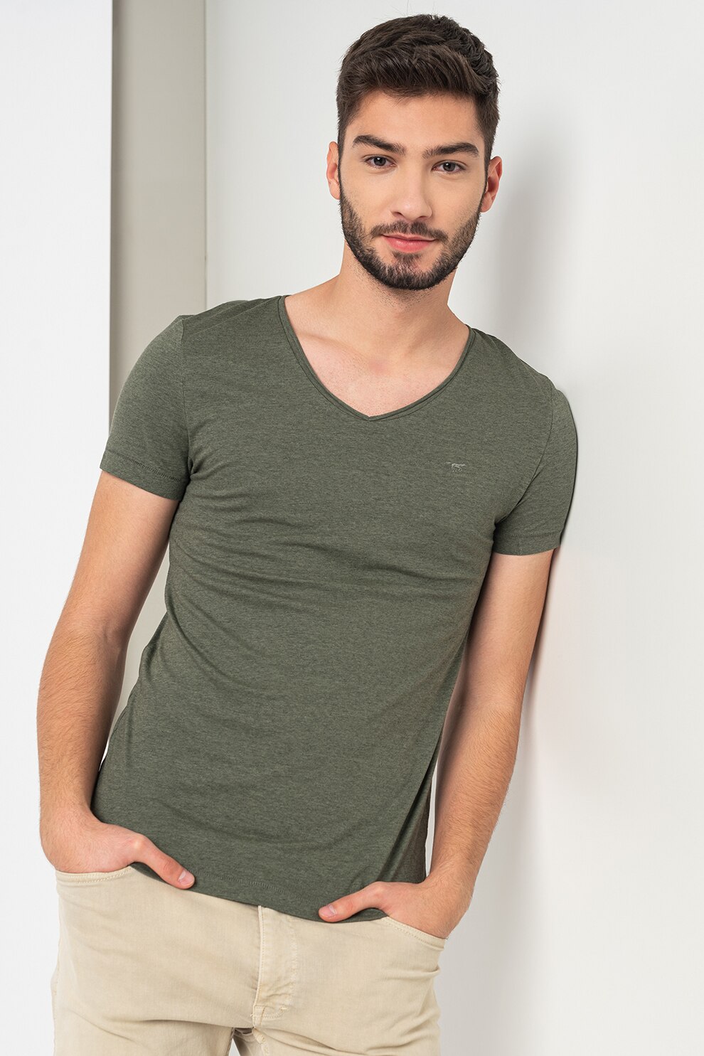Mustang, Tricou cu decolteu in V Aarom, Verde sparanghel