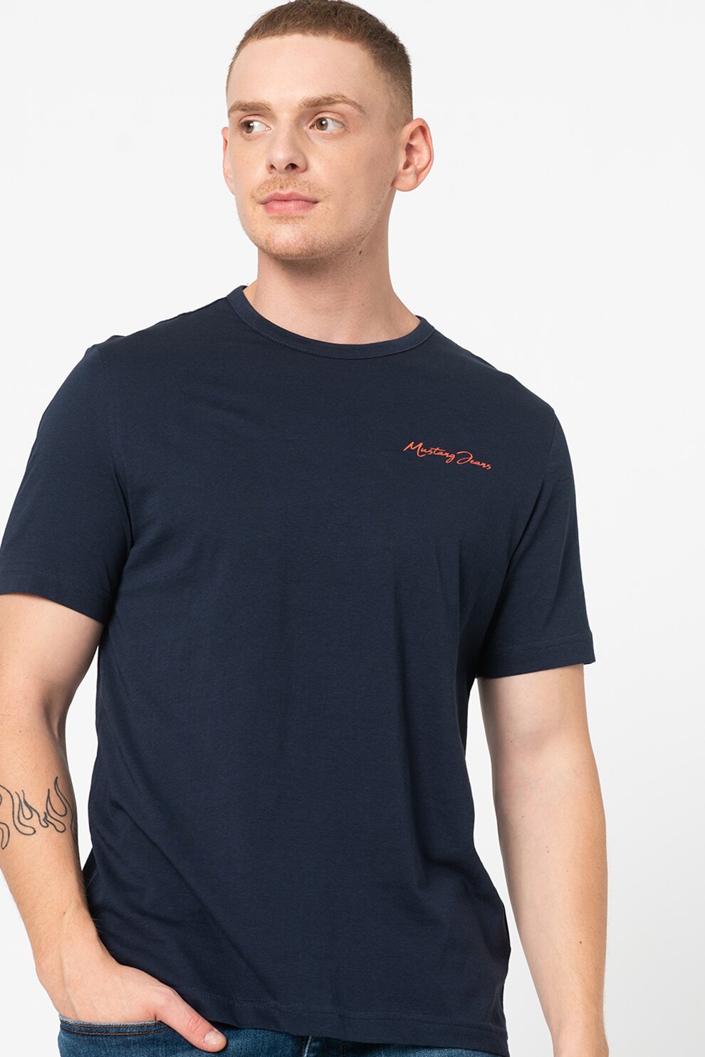 Mustang, Tricou cu decolteu la baza gatului si imprimeu logo Alex, Bleumarin inchis/Oranj, L