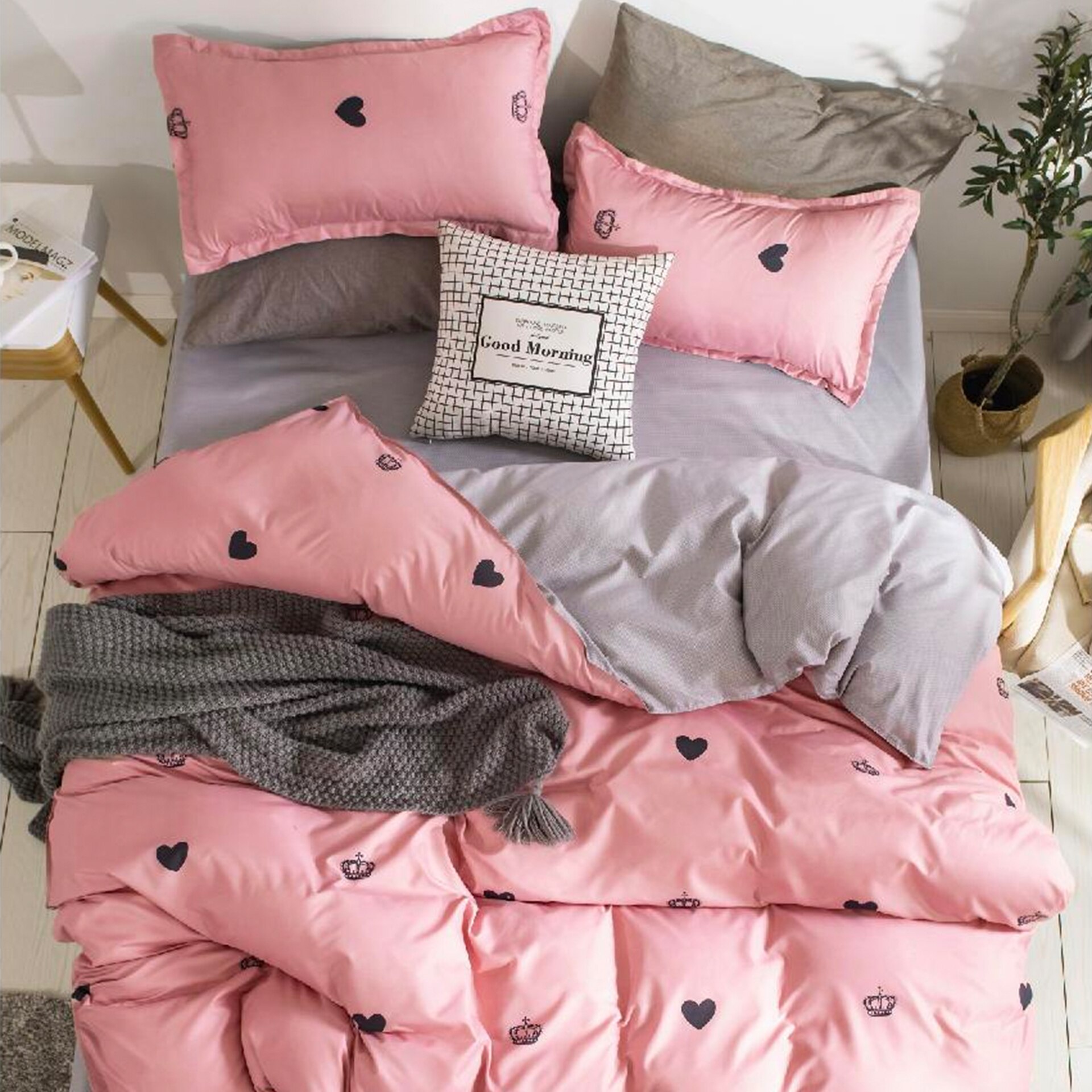 Lenjerie de pat, Pucioasa, Bumbac Satinat, 4 piese, 2 Persoane, 795/C, 200 x 230cm