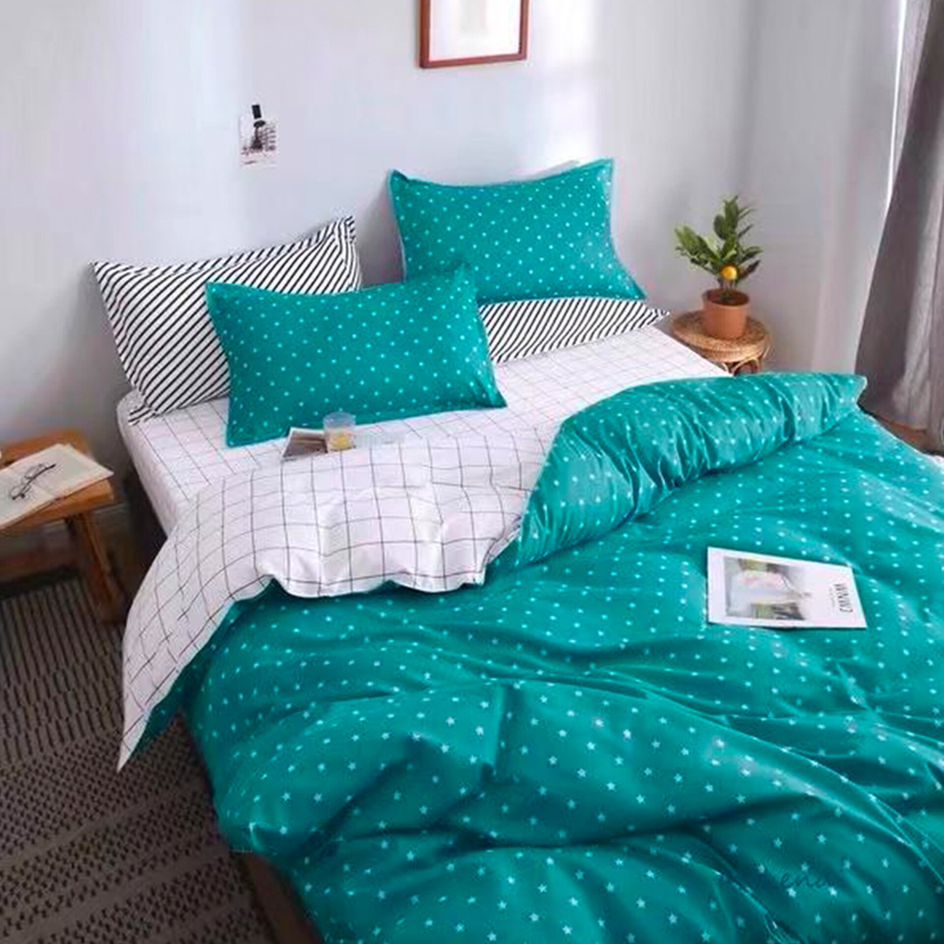 Lenjerie de pat, Pucioasa, Bumbac Satinat, 4 piese, 2 Persoane, 848/C, 200 x 230cm