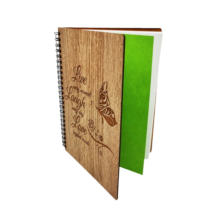 Agenda de lemn gravata cu mesaj "Live every moment", Bardollino