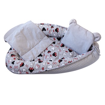 Set Baby Nest cu Pernita si Salteluta, fata dubla Mini - Gri/Rosu Set Baby Nest cu Pernita si Salteluta, fata dubla Mini - Gri/Rosu