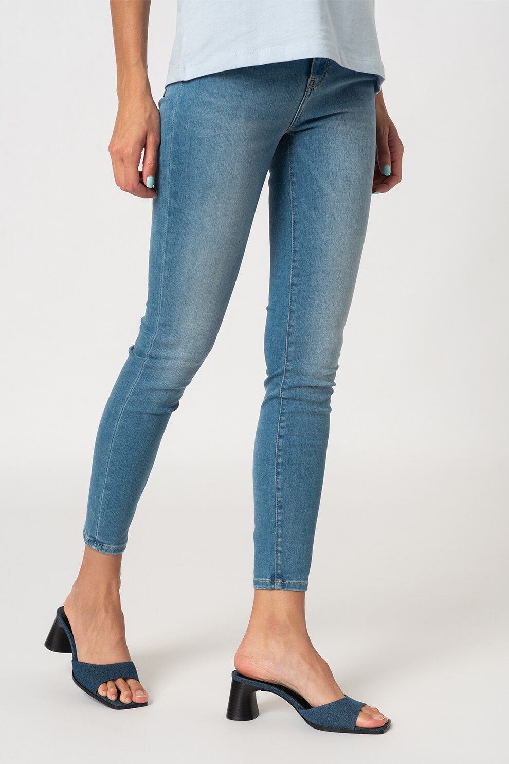 Tommy Hilfiger, Blugi skinny cu aspect decolorat, Albastru/Alb