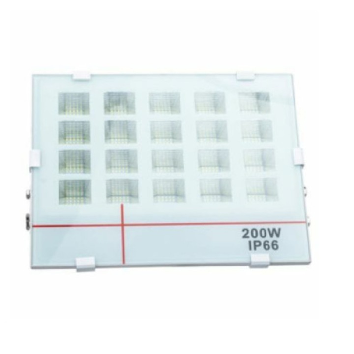 Proiector LED 200 W cu factor de protectie IP66, 50000 h, 6000 k