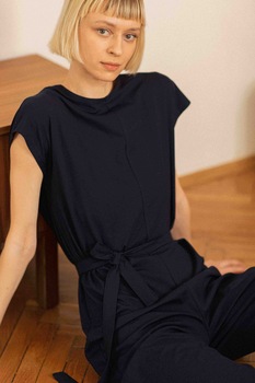 UNDRESS, Salopeta cu decolteu in V pe partea din spate, Bleumarin inchis UNDRESS, Salopeta cu decolteu in V pe partea din spate, Bleumarin inchis