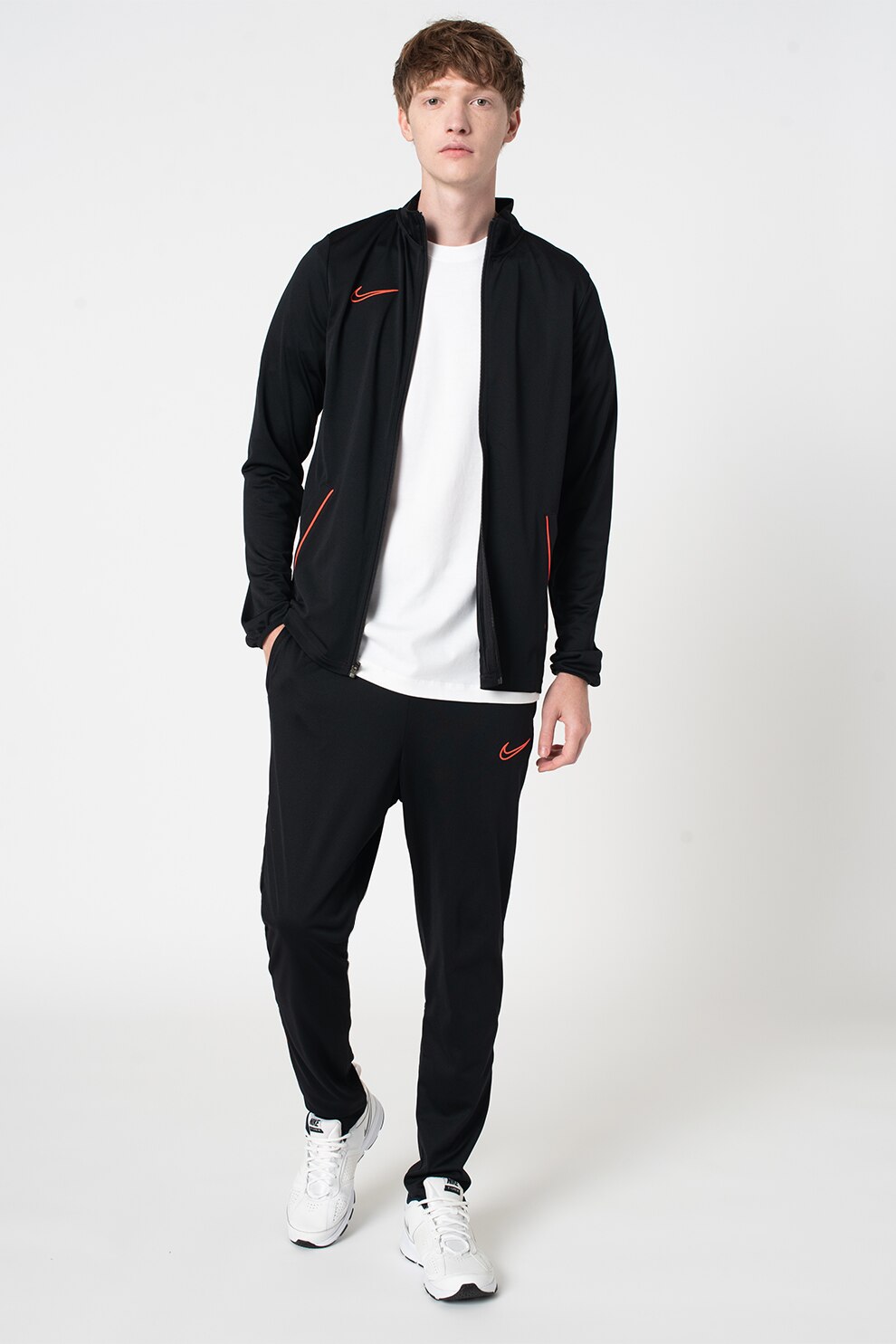 Nike, Trening cu buzunare oblice si tehnologie Dri-FIT pentru fitness Academy, Negru/Oranj mandarina