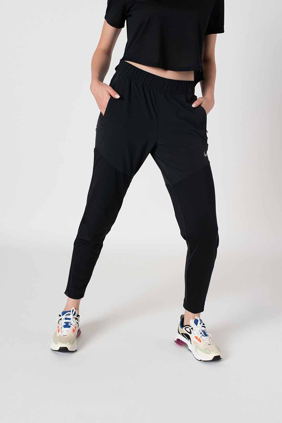 Панталон Essential с джобове с цип, за бягане - Nike (BV2898-011)