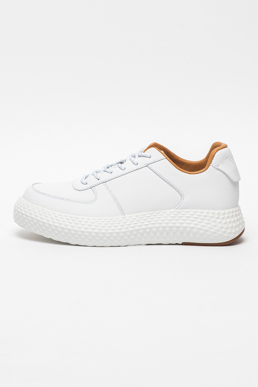 Emporio Armani, Pantofi sport low-top din piele si piele ecologica cu talpa texturata, Alb