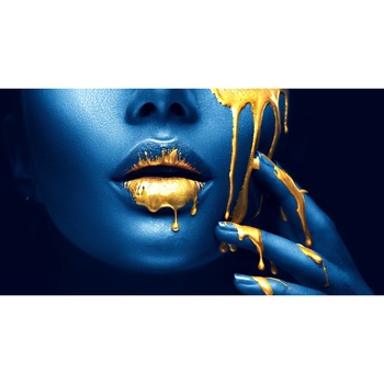 Tablou canvas Portrait femeie, make-up gold-blue, 90 x 60 cm Tablou canvas Portrait femeie, make-up gold-blue, 90 x 60 cm
