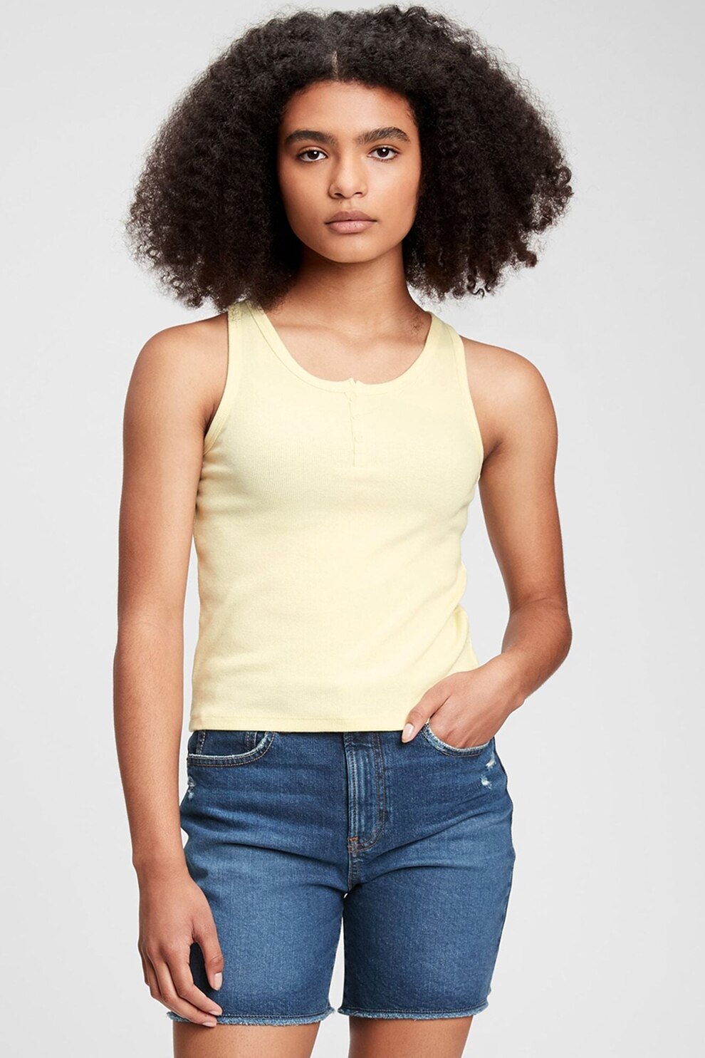 GAP, Top cu decolteu henley, galben pal