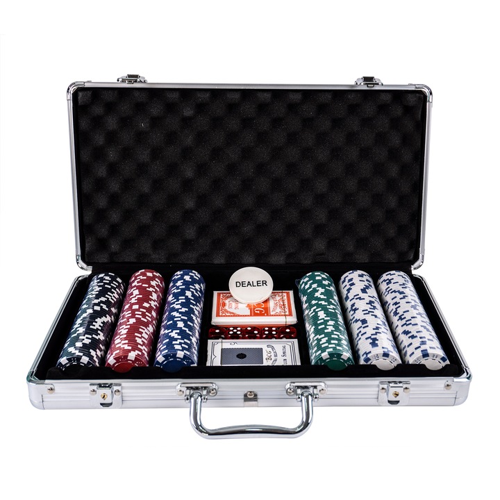 Игра на покер, 300 чипа с куфарче / PCS 300