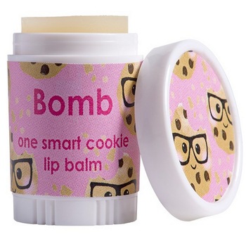Balsam de buze One Smart Cookie, Bomb Cosmetics, 4.5 g Balsam de buze One Smart Cookie, Bomb Cosmetics, 4.5 g