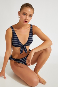 KOTON, Sutien de baie cu dungi, bleumarin inchis, alb KOTON, Sutien de baie cu dungi, bleumarin inchis, alb