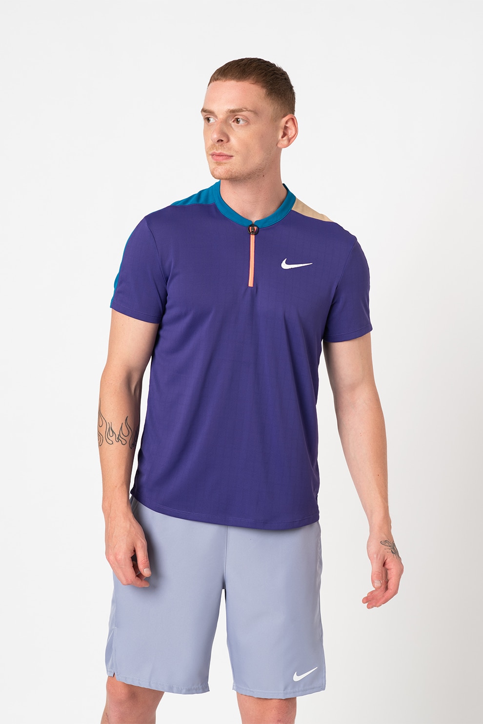 Nike, Tricou cu tehnologie Dri fit si fenta cu fermoar scurt, pentru tenis Court, violet, verde, kaki