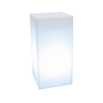 Ghiveci decorativ iluminat din polietilena, alb, lumina LED, design modern, rezistenta la diferentele de temperatura si razele UV, adancime 25 cm, 70 x 35 x 35 cm Ghiveci decorativ iluminat din polietilena, alb, lumina LED, design modern, rezistenta la diferentele de temperatura si razele UV, adancime 25 cm, 70 x 35 x 35 cm