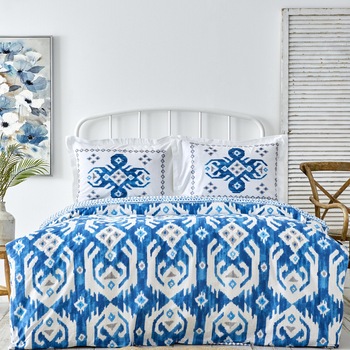 Lenjerie de pat pentru 2 persoane Karaca Home, Neos, Bumbac, 4 piese, 200 cm x 220 cm, Alb/Albastru Lenjerie de pat pentru 2 persoane Karaca Home, Neos, Bumbac, 4 piese, 200 cm x 220 cm, Alb/Albastru