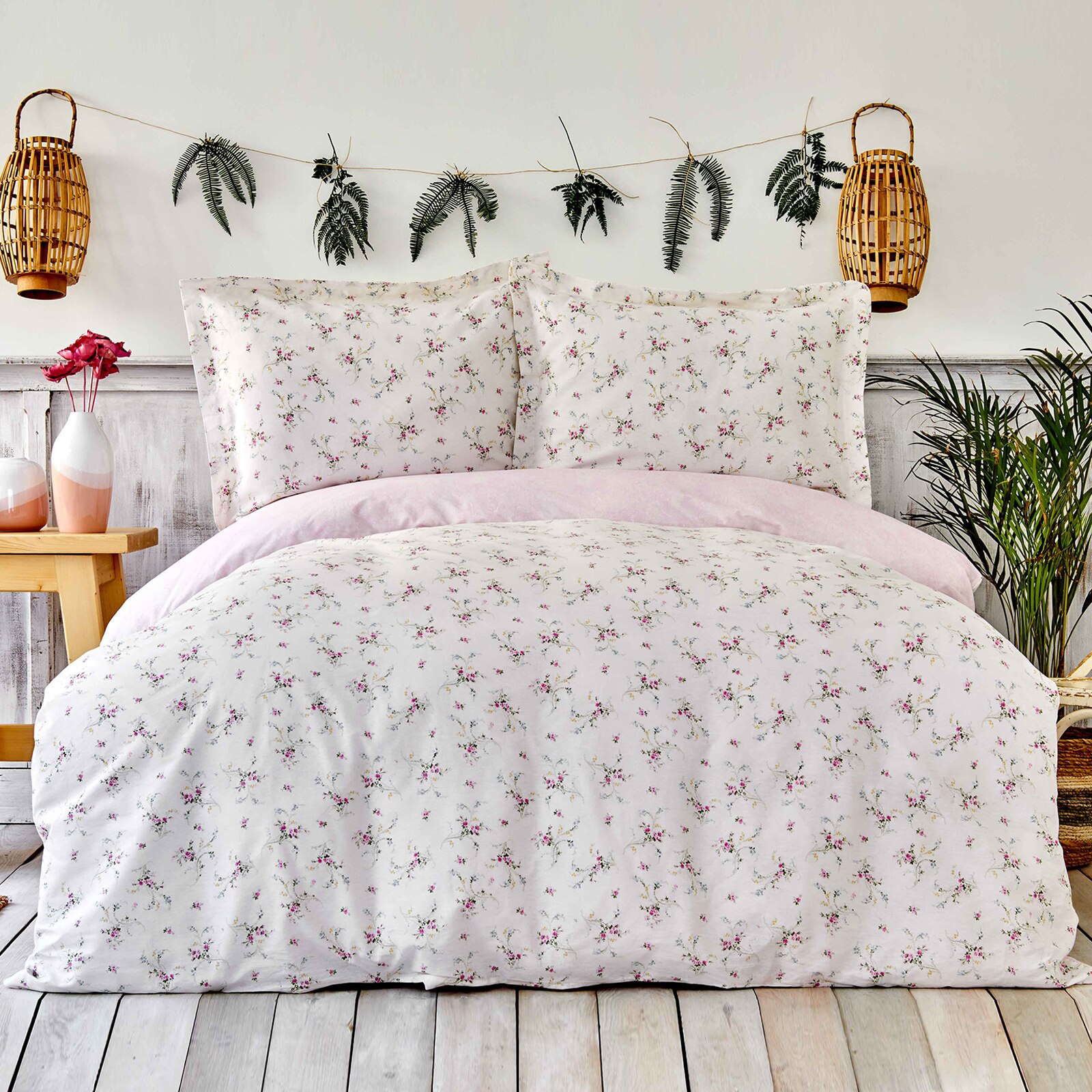 Lenjerie de pat pentru 2 persoane Karaca Home, Nelya, Bumbac, 3 piese, 200 cm x 220 cm, Alb/Roz