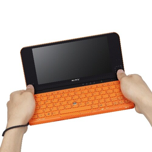Laptop Sony Vaio VPC-P11S1E/D cu procesor Intel® Atom™ Z540 1.86