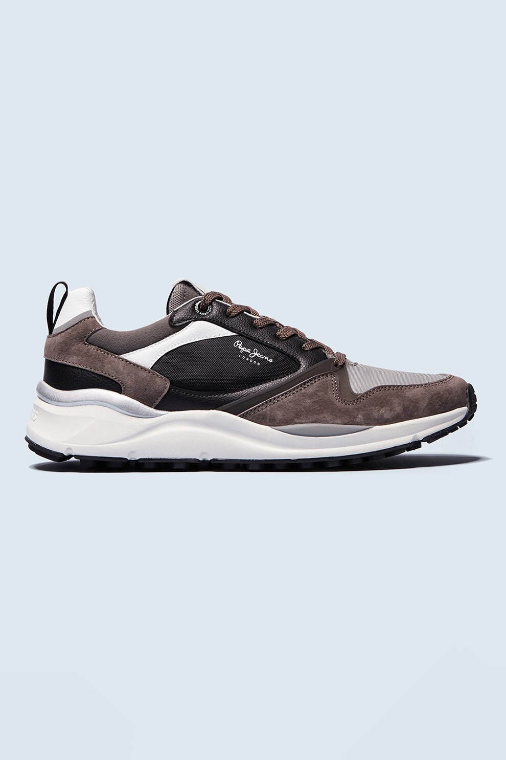Pepe Jeans London, Pantofi sport cu model colorblock si garnituri de piele intoarsa, adecvati pentru teren accidentat, Maro taupe/Gri