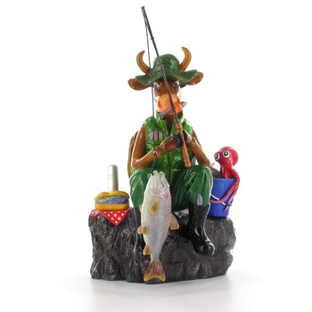 Decoratiune din rasina, Vacuta Decorativa, La pescuit Decoratiune din rasina, Vacuta Decorativa, La pescuit