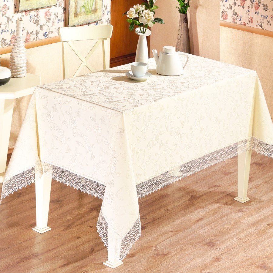 Fata de masa Jackline cu bordura dantelata, dimensiunea 160x220cm, culoarea crem