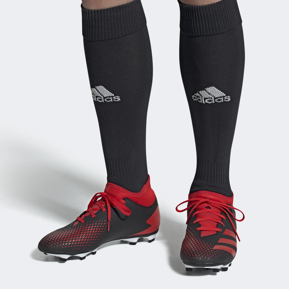 Ghete fotbal adidas predator