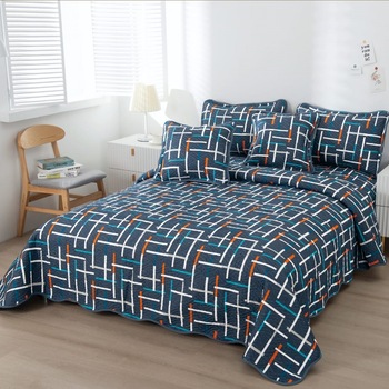 Set cuvertura matlasata si 4 fete de perna, 220 x 240 cm, pat dublu, Casa de Vis, B004 Set cuvertura matlasata si 4 fete de perna, 220 x 240 cm, pat dublu, Casa de Vis, B004