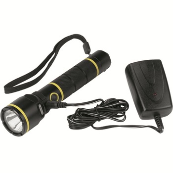 Lanterna performanta din aluminiu cu incarcator Stanley FatMax 1-95-154 Lanterna performanta din aluminiu cu incarcator Stanley FatMax 1-95-154