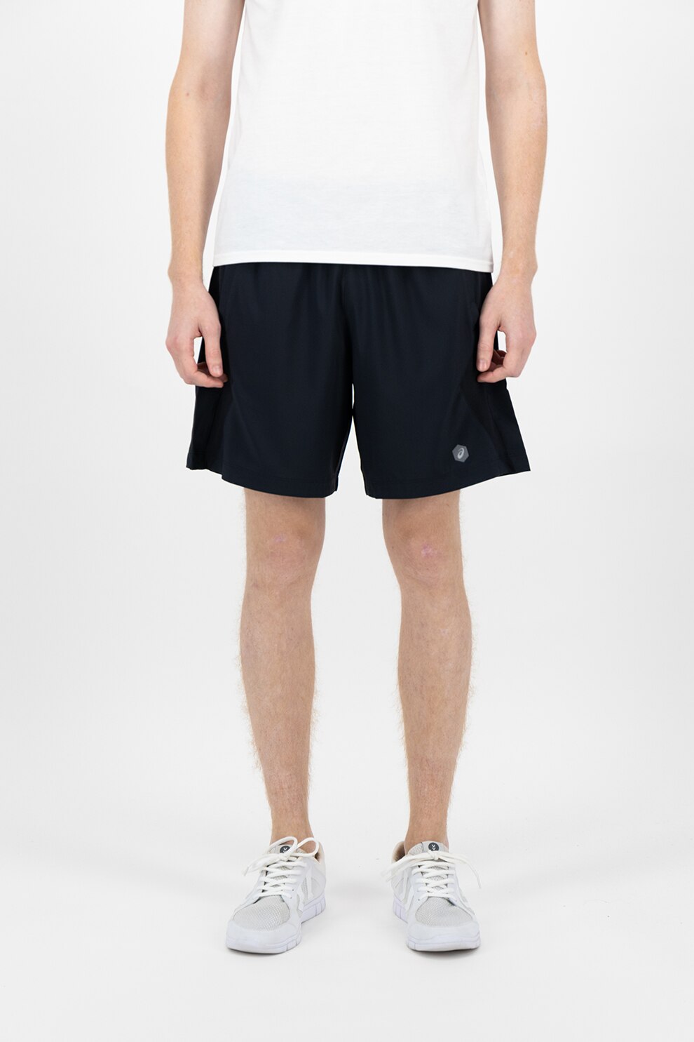 Asics, Pantaloni scurti cu talie joasa pentru fitness, Negru