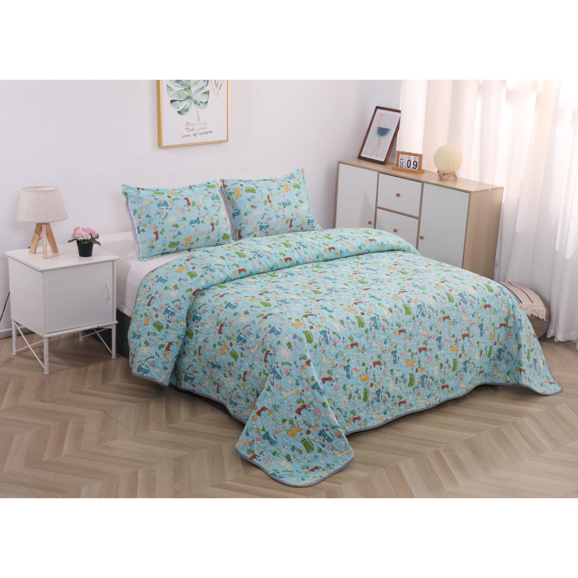 Set cuvertura de pat dublu matlasata si doua fete de perna - CM78