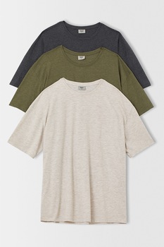 DeFacto, Set de tricouri cu croiala lejera si maneci cazute - 3 piese, Bleumarin/Verde militar/Maro nisip DeFacto, Set de tricouri cu croiala lejera si maneci cazute - 3 piese, Bleumarin/Verde militar/Maro nisip