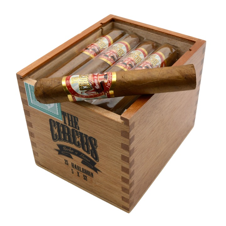 Trabucuri The Circus Harlequin, Robusto, Cutie lemn, 25 buc