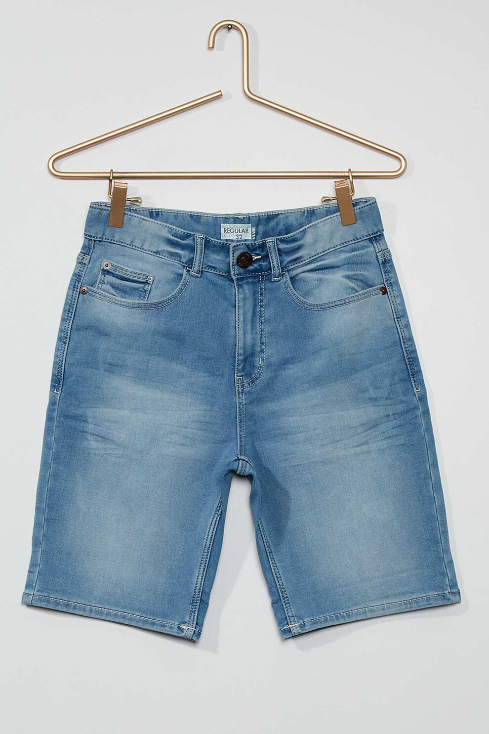 KIABI, Pantaloni scurti de denim cu aspect decolorat, Albastru inchis/Alb prafuit