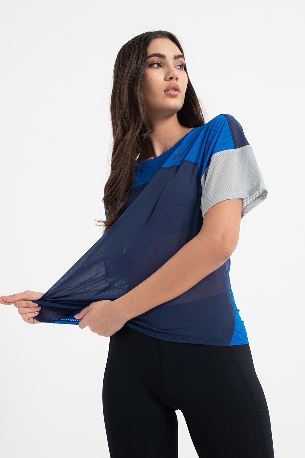 Asics, Tricou semitransparent cu detaliu logo pentru alergare, Albastru/Gri deschis, S