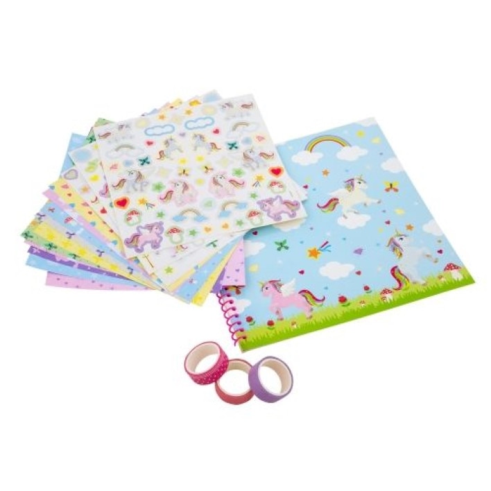 Album de amintiri Imaginarium Memories Scrapbook pentru creat si decorat, cu 17 piese