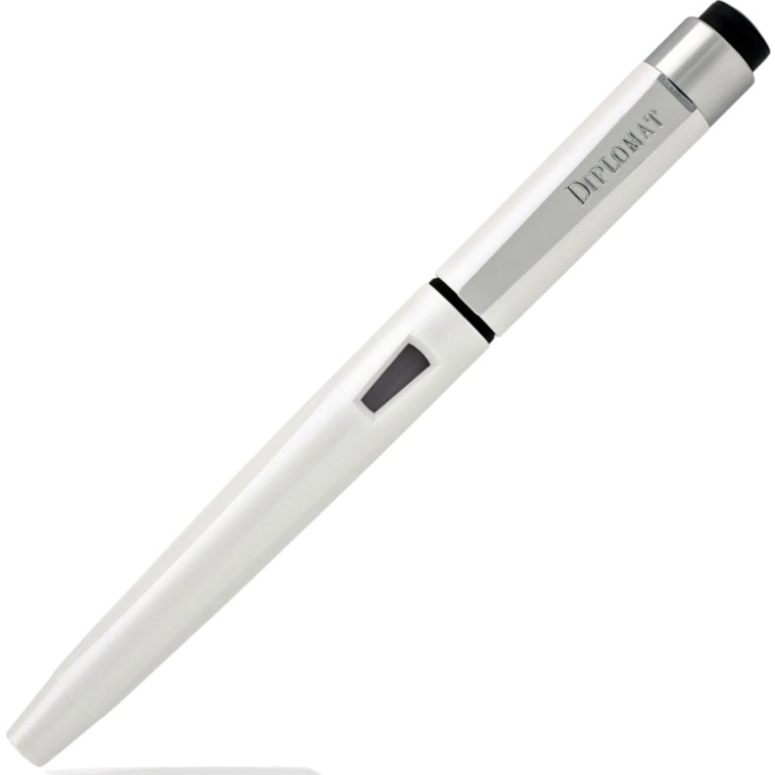 Stilou Diplomat Magnum Pearl White, penita M din otel inoxidabil
