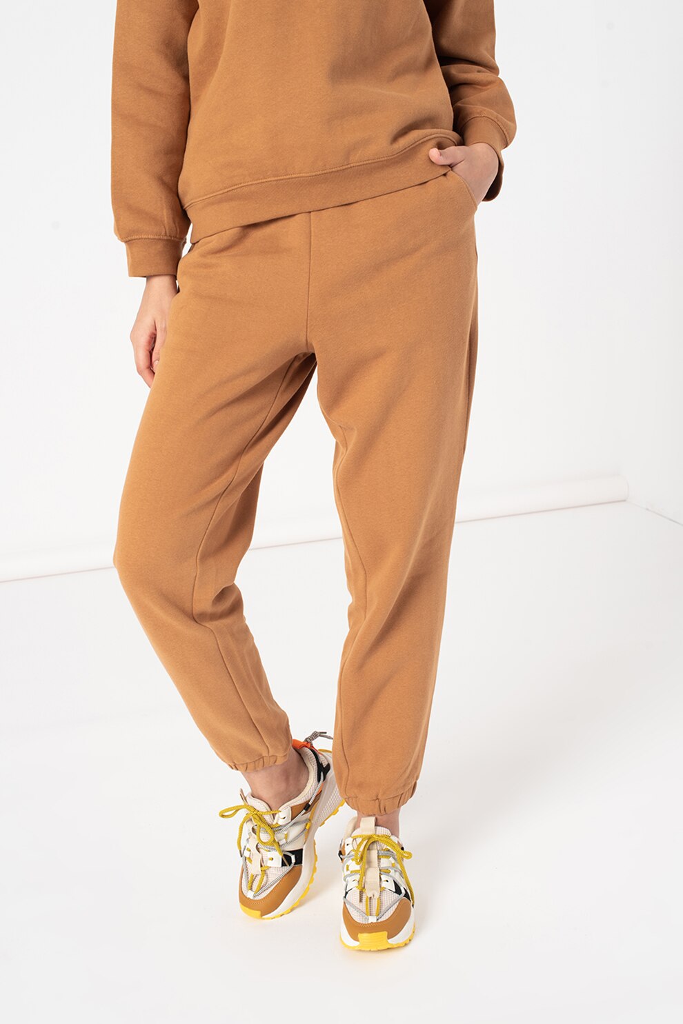 accumulate Controversial oil Tom Tailor, Pantaloni sport relaxed fit, Maro caramel, XL - eMAG.ro