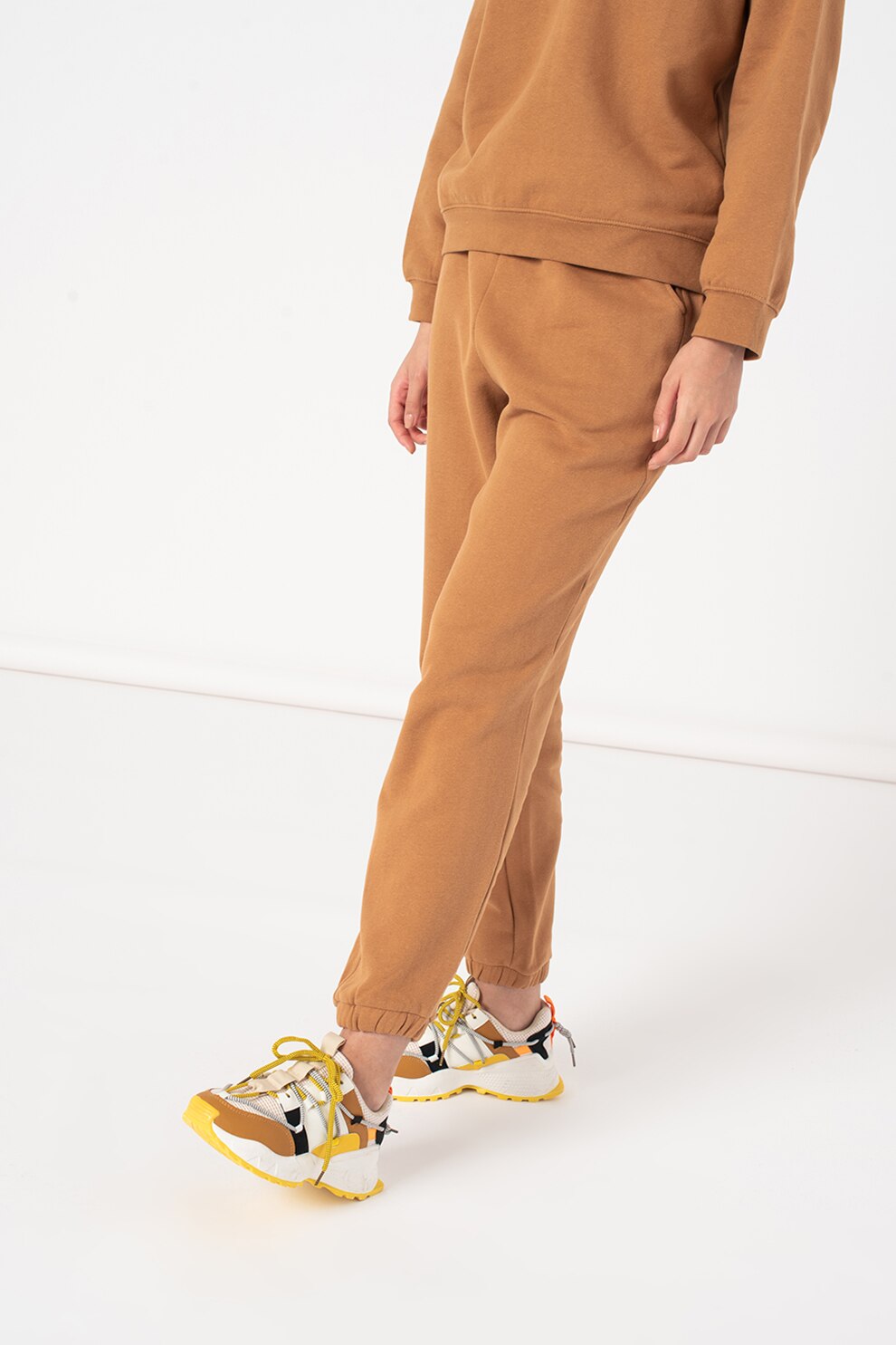 Tom Tailor, Pantaloni sport relaxed fit, Maro caramel