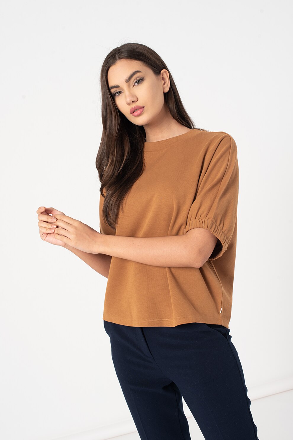 Tom Tailor, Bluza cu maneci scurte si decolteu la baza gatului, Maro caramel