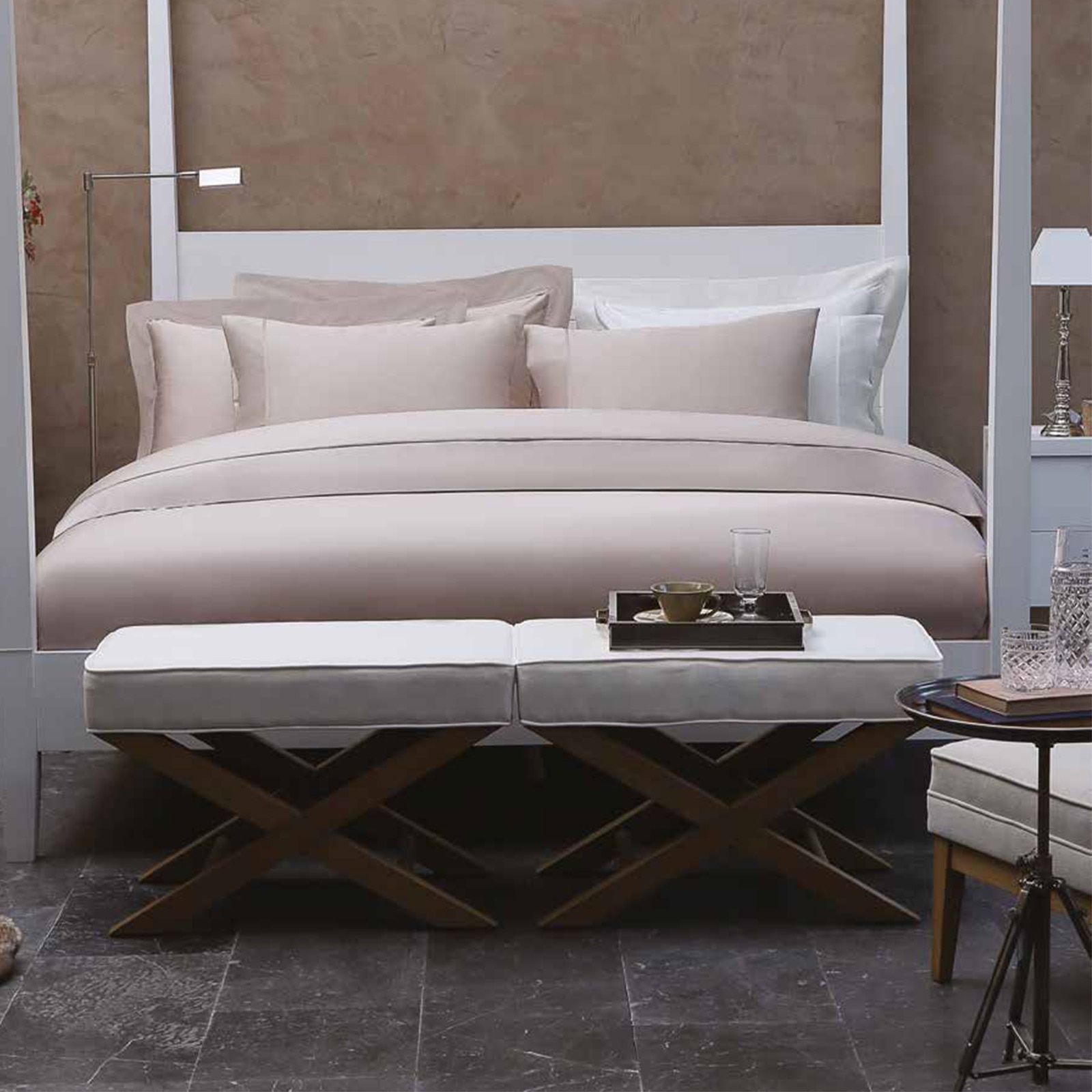 Lenjerie de pat pentru 2 persoane cu 6 Piese, Valeron - LUNA CREM, bumbac egiptean