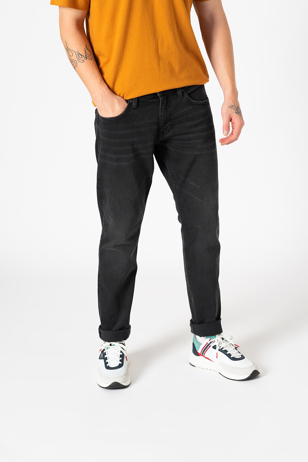 Esprit, Blugi slim fit din amestec de bumbac organic, Negru