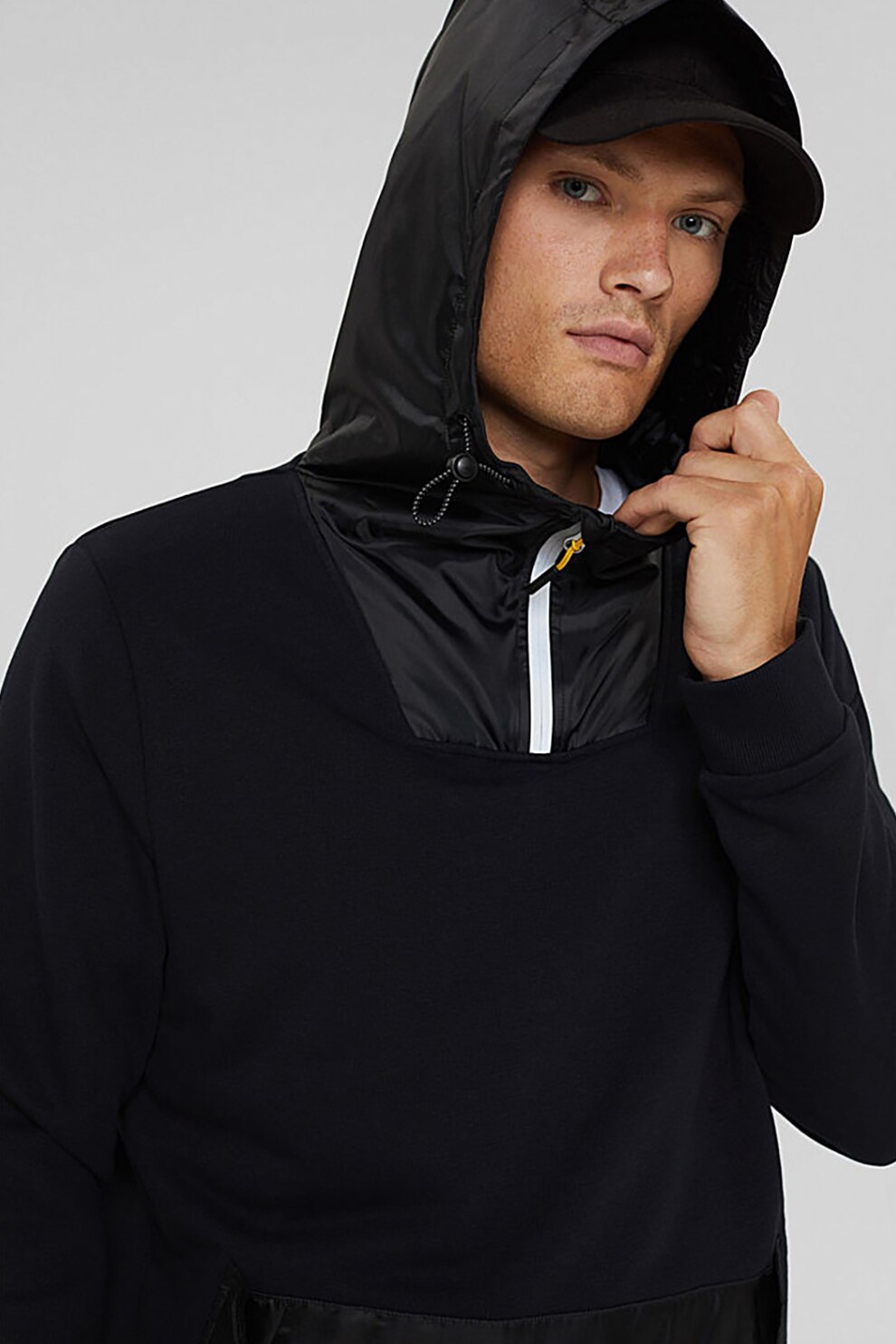 Esprit, Hanorac cu fenta cu fermoar Mixed Fabrics, Negru