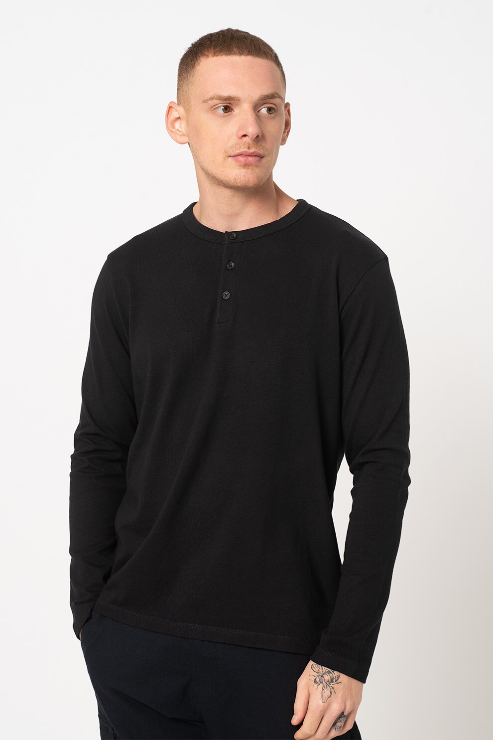 Esprit, Bluza de bumbac organic cu fenta cu nasturi, Negru